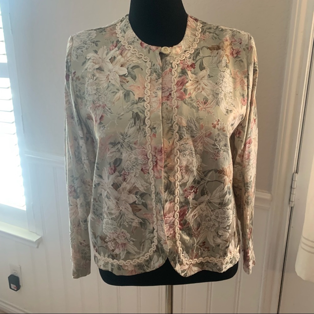 Vintage Nancy II floral jacket.